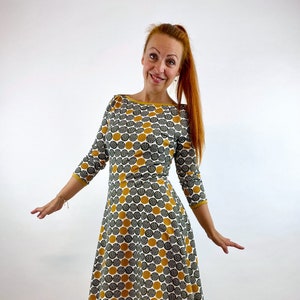 Women's Dress "Tara" Dots Dark Green Mustard, Jersey Dress Further Skirt, Three-Quarter Arm, American Neckline, Handmade with Love