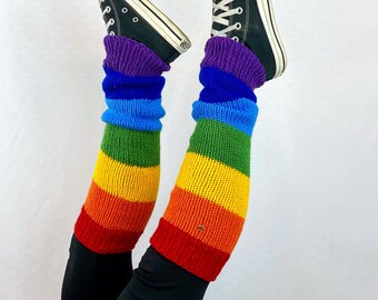 Stulpen "Rainbow Shiny" klassische Regenbogen Streifen, bunte Ringelstulpen Onesize, Strickstulpen unisex, Fairfashion, Handmade with Love