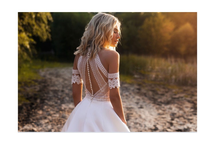 Beach Bohemian Lace Wedding Dress Unique Elegant Backless Dress