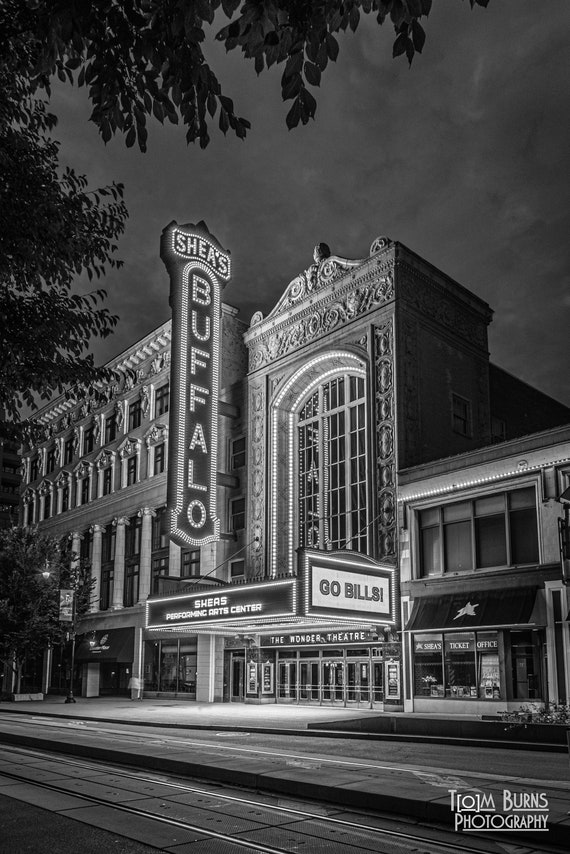 shea's buffalo dress code Shea's Buffalo Theater
