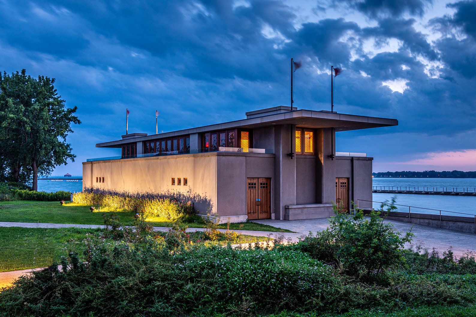 Photo Frank Lloyd Wright Boat House Fontana Boathouse Etsy