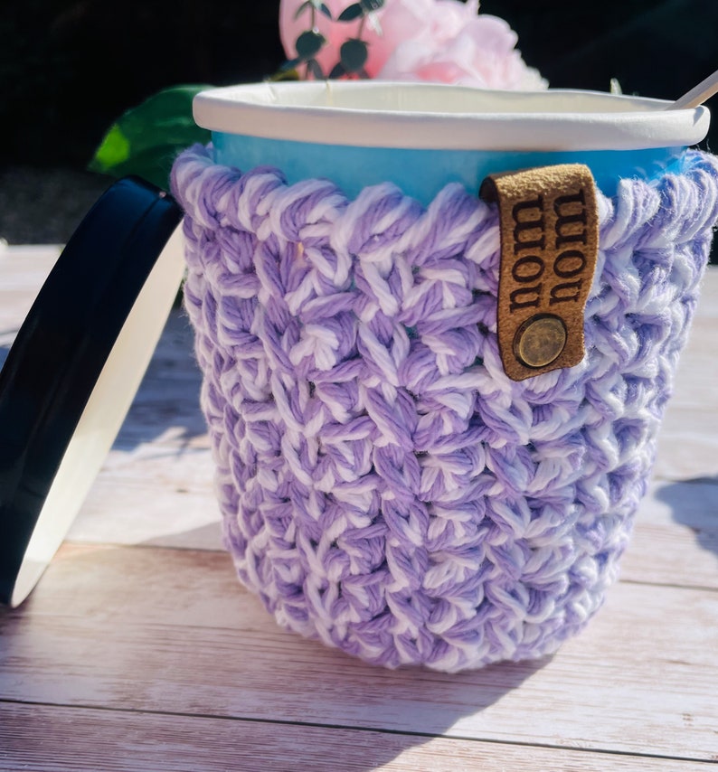 Cotton Ice Cream Pint Cozy: Reusable 500ml Tub Holder with Spoon All the Berries