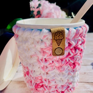 Cotton Ice Cream Pint Cozy: Reusable 500ml Tub Holder with Spoon Strawberries & Cream