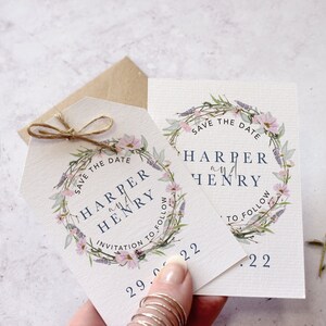 Flüsterkranz Hochzeit Save the Date Karte | Save the Date Tags | Rustikales Hochzeits-Briefpapier | Blumen Save the Dates | Greenery Save the Date