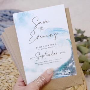 Tarjetas para guardar la noche en una boda en la playa, tarjetas para guardar la noche en una boda en tamaño A6, tarjetas para guardar la noche en una boda de destino, azul 'Ocean Road - Wave'