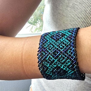 Pulsera de cuentas huichol tortuga azul