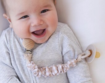 Neutral Baby Gift – Fabric Pacifier Holder for Boys & Girls – Handmade and Safe