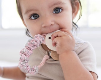 Handmade Cotton Linen Pacifier Clip - Baby Shower Gift