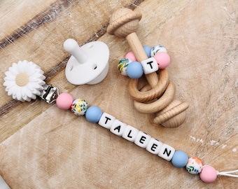 Personalized White flower Pacifier Clip with Matching Rattle Ring, Custom Pacifier Clip,  Newborn Baby Shower Gift Sets, Montessori Rattle