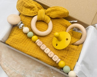 4pcs Yellow Baby Gift Bundle, Newborn Baby Shower Gift Set, Custom Pacifier Clip with Rattle, Baby Gift Box, Baby Gift Set