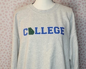 Vintage Georgia College Sweatshirt - Gildan Heavy Blend Light Gray Sweatshirt, Men's Size Large