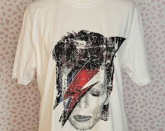 David Bowie Halftone Flash Face Vintage Style Band Tee, SoftStyle White T-Shirt, Men's Size