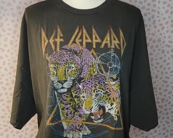 Def Leppard Oversize Vintage Style Band Crop Top, Men's Size L/XL, High Quality by Goodie Two Sleeves