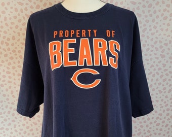 Chicago Bears Property of Bears, NFL Football Reebok Tee in Men's Size XL, from our Vintage Recycle Wear Collection