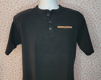 Vintage 1999 Harley Davidson 3 Button T-Shirt Men's Size Medium, Back Print, I Got Mine at Milwaukee Harley-Davidson