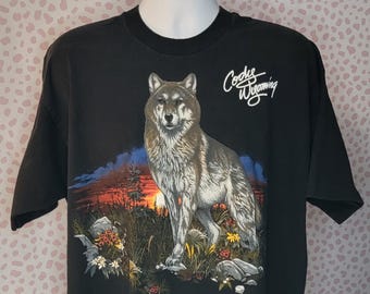 90's Vintage Wolf Tee, Cody Wyoming, Single Stitch Heavy Cotton High Quality Vintage T-shirt, Men's Size 2X