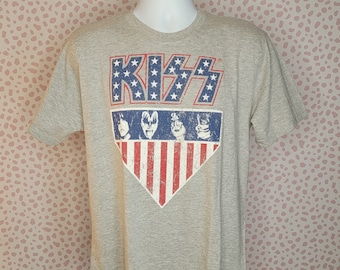 Kiss Stars & Stripes Band Tee, Light Gray Men's Size Shirt