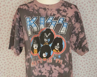 Kiss Alive in '77!  Vintage Style Distressed Band Tee