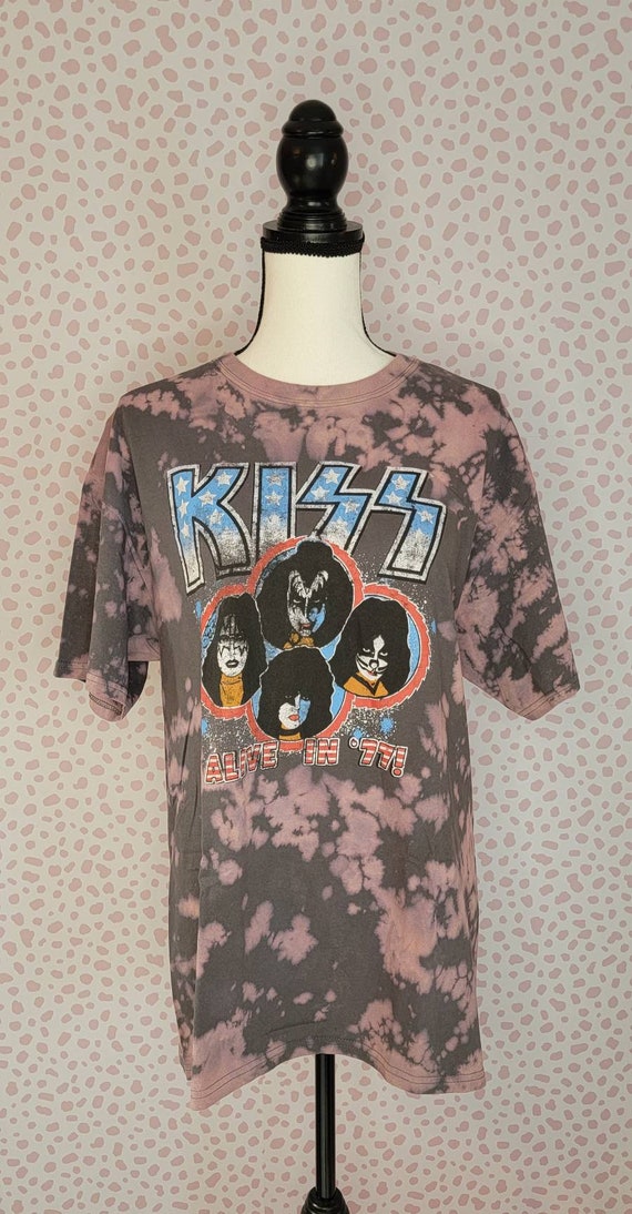 Kiss Alive in '77!  Vintage Style Distressed Band 