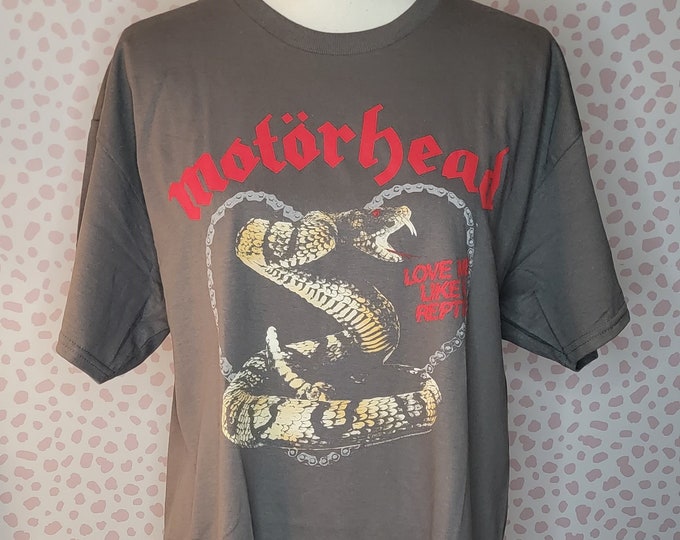 Featured listing image: Motorhead Love Me Like A Reptile Band Tee, Men's Size Gildan Heavy Cotton, Charcoal Gray, By Rock Off