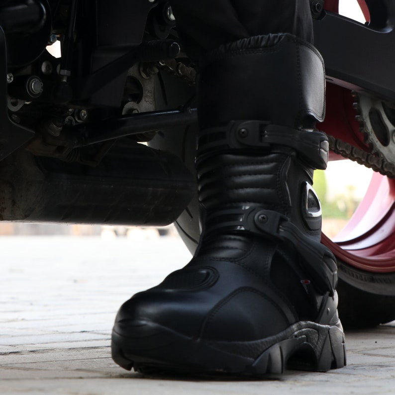 Chocho Track Motorcycle Boots for Men Leather With Protections - Etsy