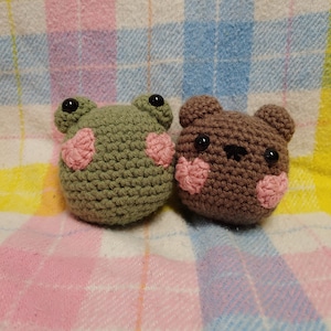 Crochet Heart Blush Plushies