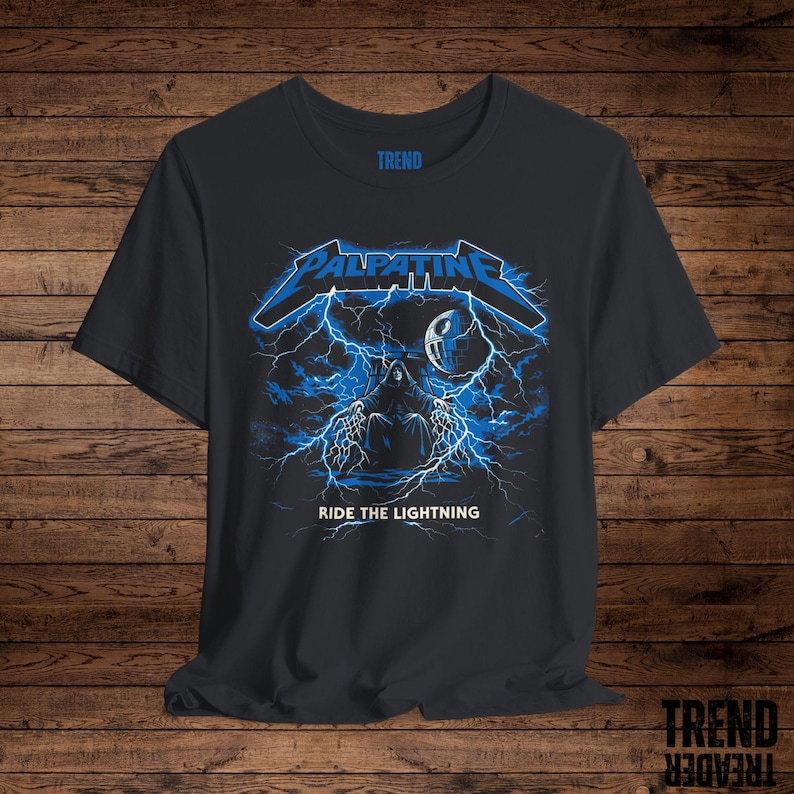 Palpatine Fahrt auf dem Blitz Shirt, lustiges Star Wars Metal Parodie T-Shirt, Sith Lord Kaiser Tshirt, Dark Side Musik Mashup, Heavy Metal Geschenk Bild 9