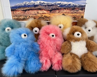 Große Regenbogen-Teddybären aus 100% Alpakafell in Peru (ca.