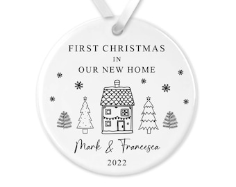 Personalised First Christmas in New Home Bauble, 1st Xmas In Our New Home Ornament, Custom Housewarming Gift, New Home Gift, Couple Gift