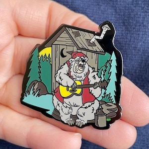 Disney ENAMEL PIN &quot;Big Al&quot; Country Bear At Home