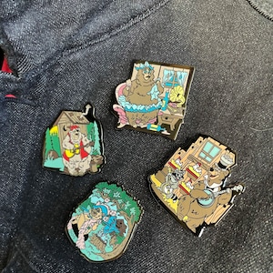 Disney ENAMEL PIN SERIES Country Bears At Home