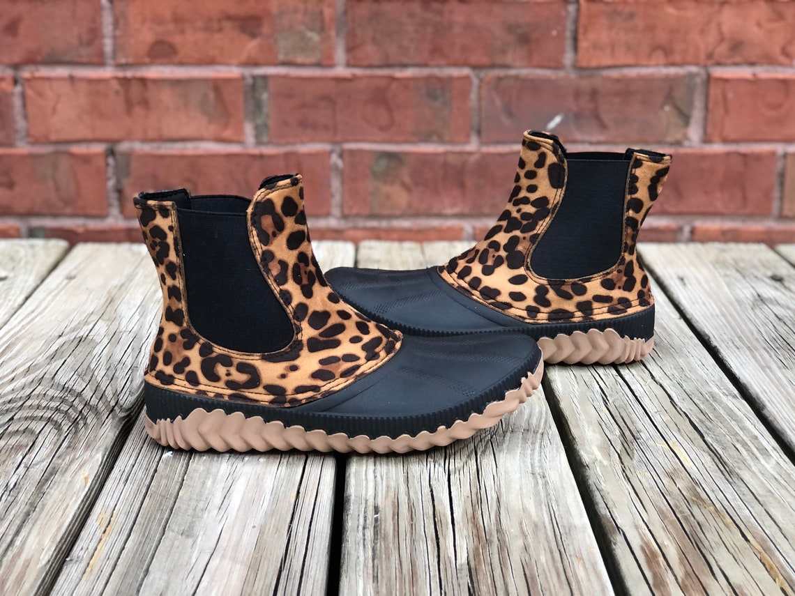 short slip on duck boots