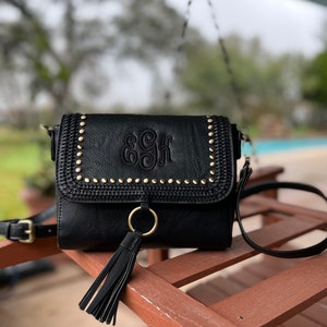 Monogram Envelope Crossbody, Embroidered Whipstitch Purse, Personalized Bag, Whipstitch Flap over bag, crossbody purse, crossbody bag
