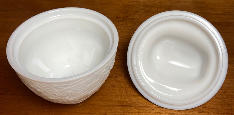 White Bird Ceramic Bird Avon Bird Vintage Bird Milk Glass Bird Collectible Bird