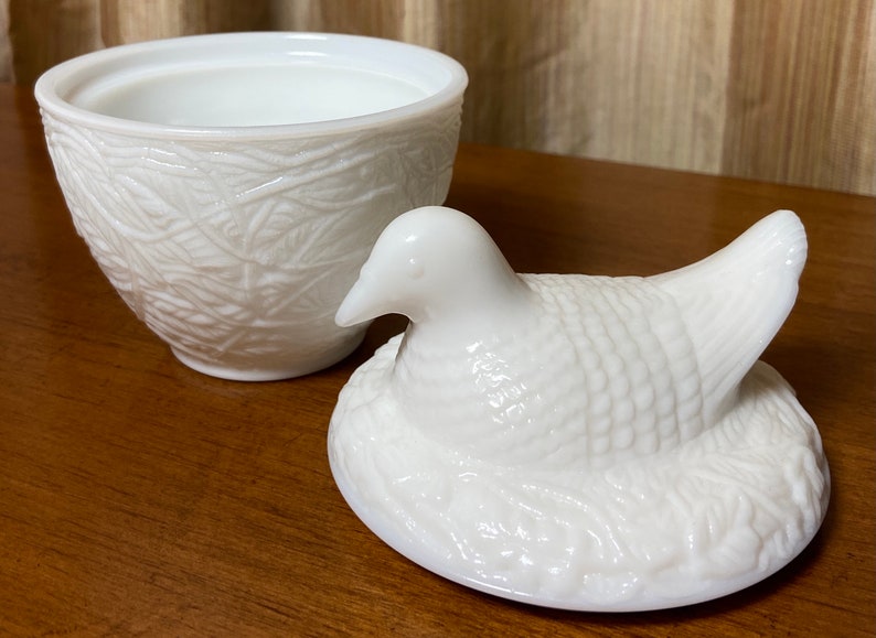 White Bird Ceramic Bird Avon Bird Vintage Bird Milk Glass Bird Collectible Bird