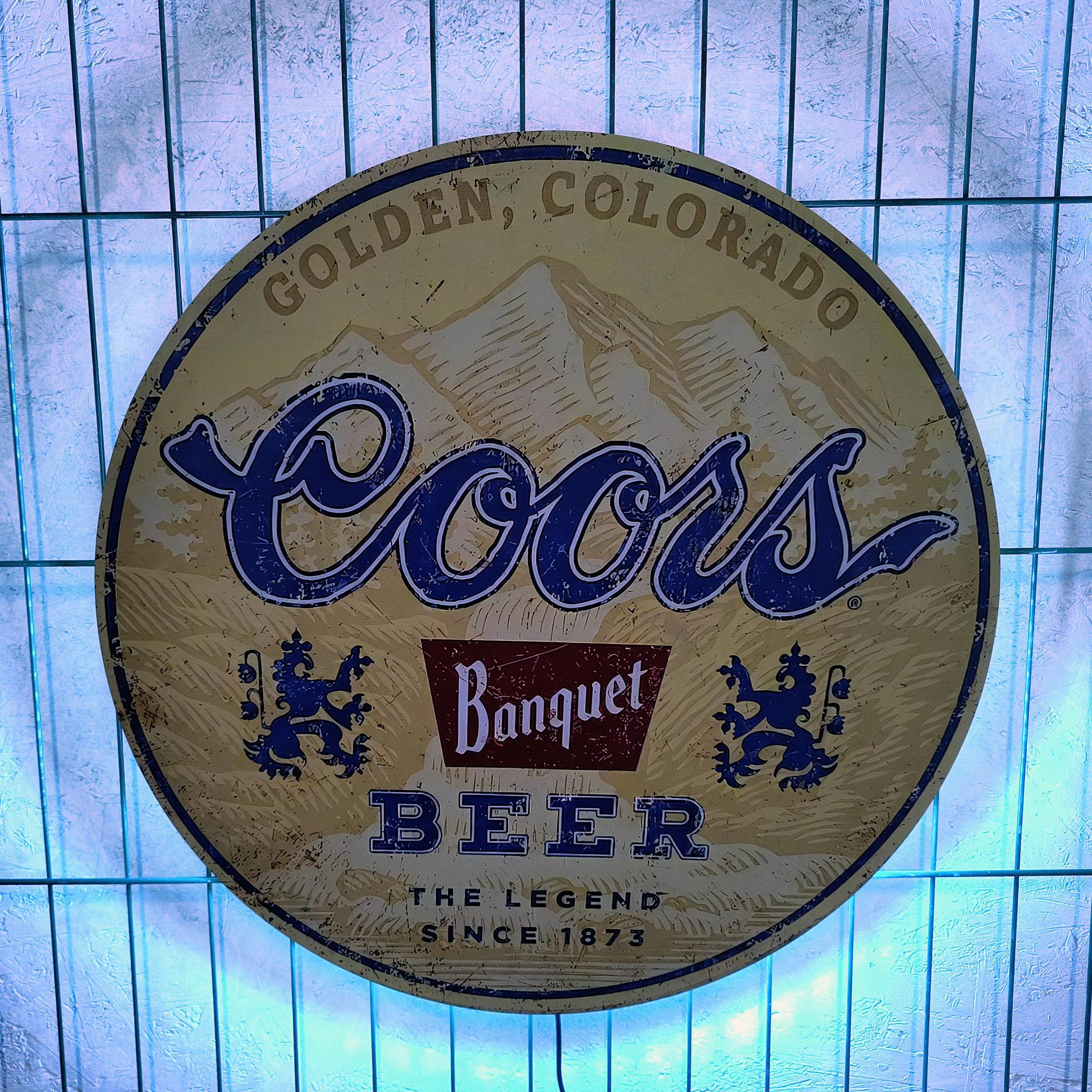 Coors Banquet Neon Sign, Coors Banquet Logo, Coors Banquet Label
