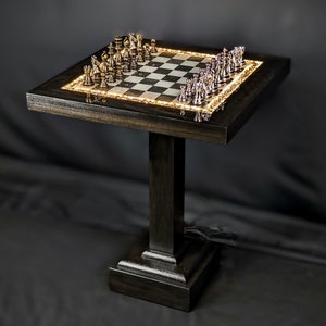 The Rook Black Chess Table Ceramic Tile LED Illuminated Resin Solid Wood Table, Handmade Artisan Chess Pedestal Game Table Bild 1