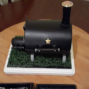 Mini barbecue grill and smoker - novelty business card holder- My Pandemic participant