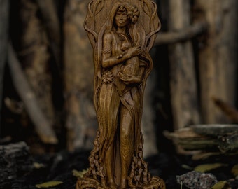 Statua di Ostara, dea dell'equinozio di primavera, mitologia germanica, scultura in legno, pagana norrena, figurina eostre