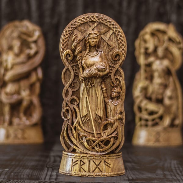 Frigga, God viking, Wood carved Frigg statue, Friga,  God Altar sculpture, Norse gods