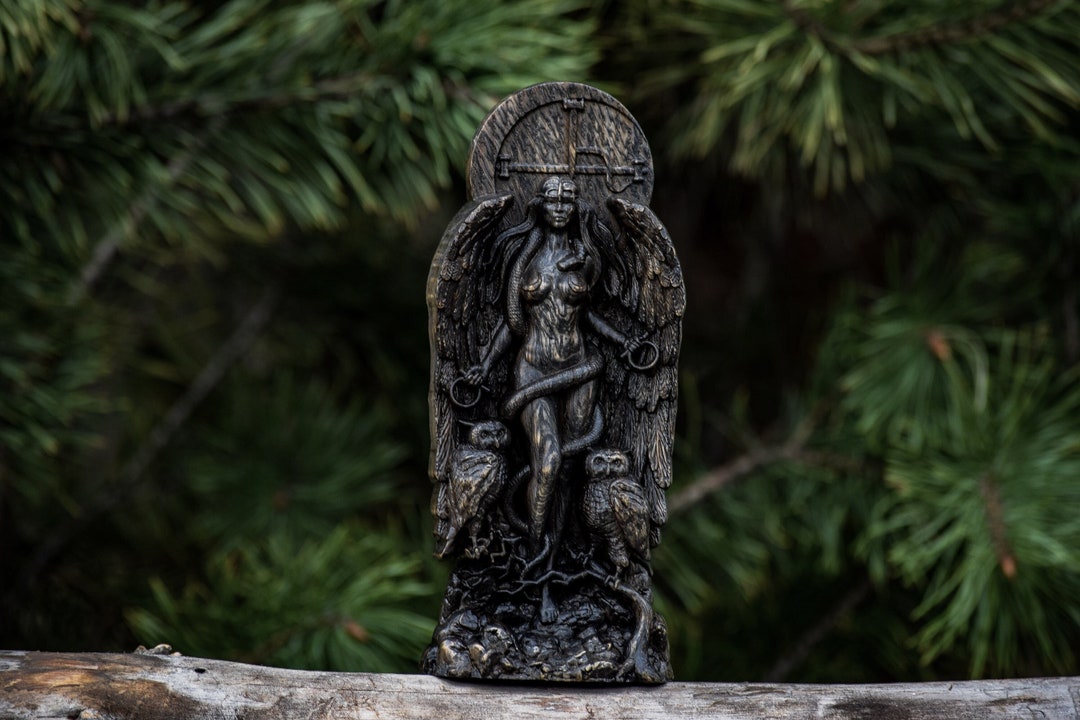 Lilith Ishtar Inanna Wood Carved Astaroth Statue Goddess Etsy