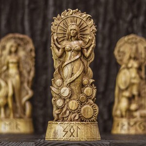 Ek Sunna-staty, nordisk hednisk gudinna-altareskulptur bild 3