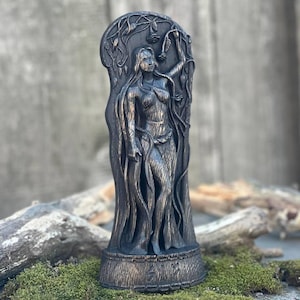 Sif Goddess: Enchanting Norse Wooden Sculpture