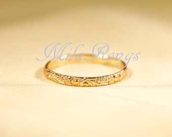 C600164  14k Solid Gold Ring    Hammered  Ring, 2.3mm