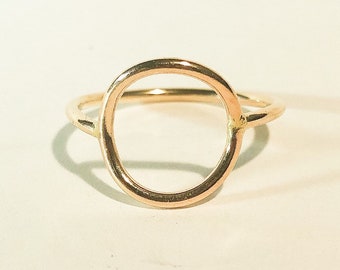 10 mm--CYKEL 14K guldfylld cirkelring med 10 mm diameter.