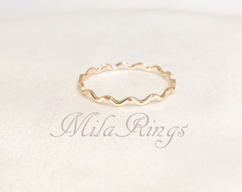 14K Gold Filled Wave-B Ring: Minimalist Wire Jewelry