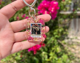 Personalized Photo Keychain with lettering, Bridesmaids, Custom Resin Keychain, Personalized, Anniversary Gift, Keepsake, Memorial, Pets