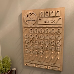 Spanish Natural Wooden Calendar | Perpetual Calendar | Home Calendar | Montessori Calendar | Homeschool | Handmade | Learning Tool