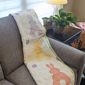Easter Quilt: Rabbit quilt, bunny quilt, baby, spring