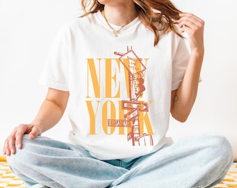 New York City Graphic Tee | Comfort Colors Shirt | Vintage NYC T-Shirt | Retro Travel Tee